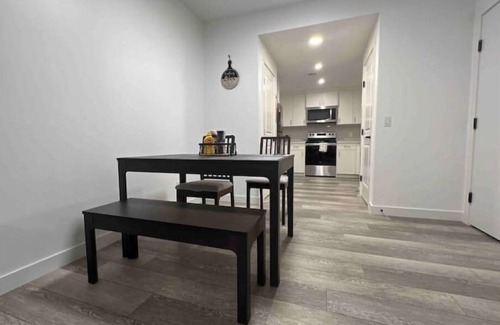 Keith Apartment | Charming Basement Hideaway with Kitchen & Breakfast Included