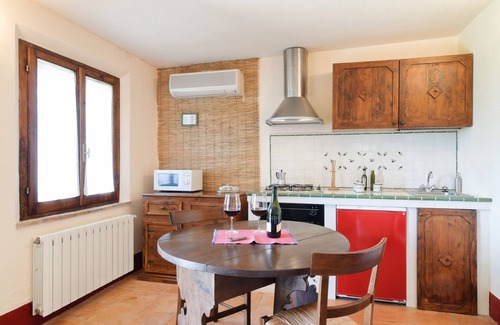 Monticchiello Other | Intimate Getaway with Pool & A/C in Val d'Orcia | Moraiolo
