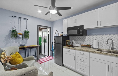 Pelican Apartment | Inviting Hot Tub Oasis with Ocean View & 9.8/10 Rating