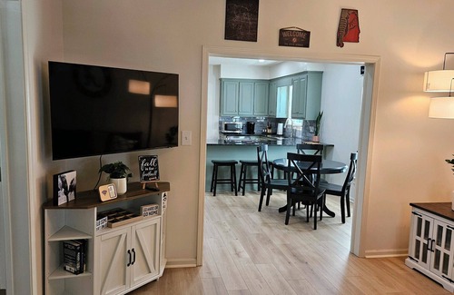 Northport House | Cozy Retreat in Historic Northport Minutes to Bama