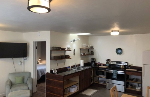 Trinidad Apartment | Charming Oceanfront Retreat in Trinidad with Spa Amenities
