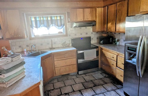 Villas Cottage | Pet-Friendly Haven with Ocean Views & Breathtaking Sunsets