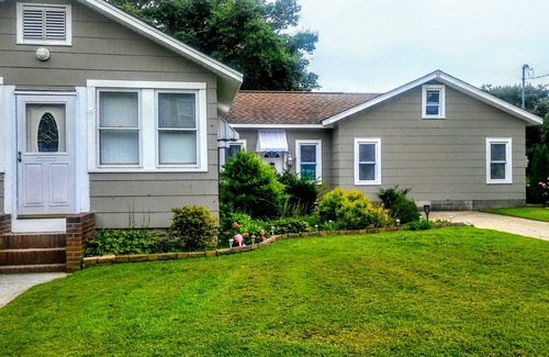 Villas Cottage | Pet-Friendly Haven with Ocean Views & Breathtaking Sunsets