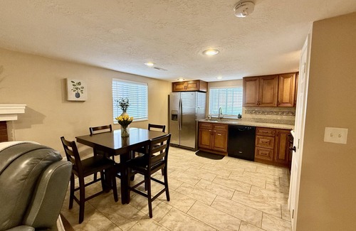 Murray Apartment | Cozy Retreat Near Ski Resorts, Shops & Downtown