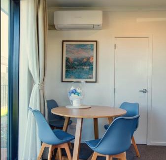 Hamilton Apartment | Inviting Retreat on Serene Street - 4-Star Family Getaway