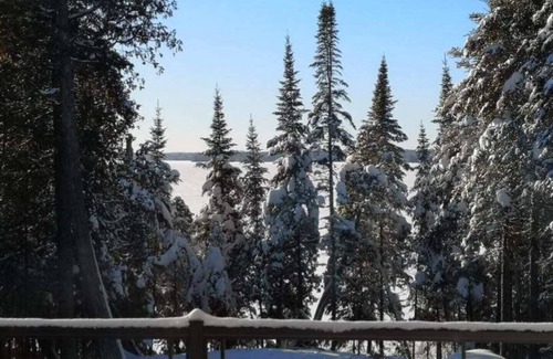 Preissac Ski Chalet | Cozy retreat on the lake.