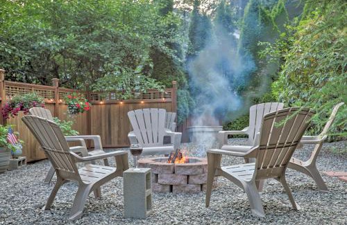 Mendenhall Valley Apartment | Inviting Retreat with Fire Pit - Steps from Mendenhall Glacier