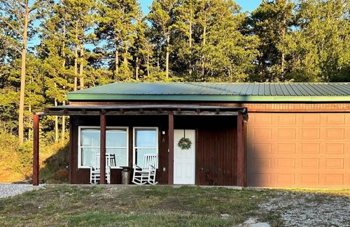 Jasper Cabin | Picturesque Retreat with Ocean View & River Access