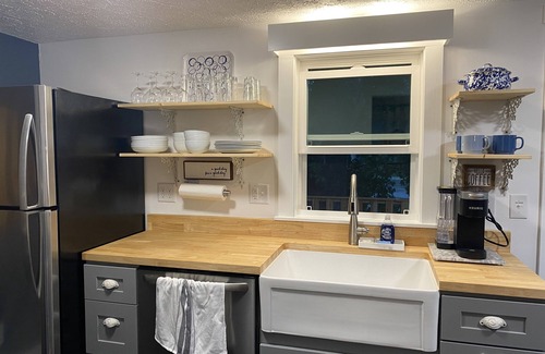 West Lafayette Cottage | Inviting River Cottage Near Purdue with Breakfast Included