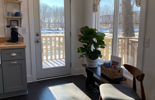 West Lafayette Cottage | Inviting River Cottage Near Purdue with Breakfast Included