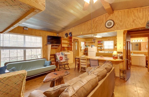 Hardy Cabin | Charming Riverfront Cabin with Spa & Pet-Friendly Options