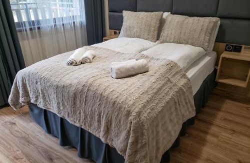 Borovets Apartment | Charming Riverside Pine Studio E5 - 9.7/10 Guest Rated