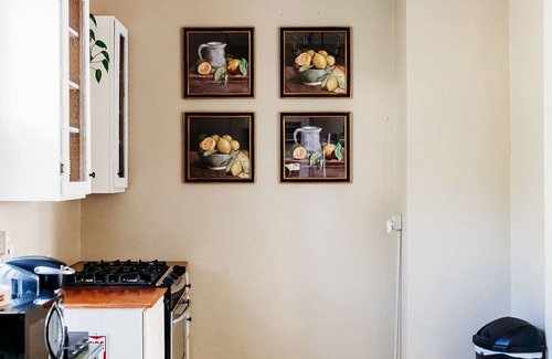 Hermann House | Inviting Riverview Cottage Just Steps from Downtown