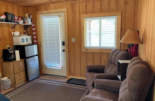 Drummond Cabin | Pet Friendly Rock Creek Cabin - Ideal for Fly Fishermen!