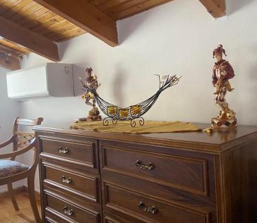Ioannina Apartment | Inviting Roof Retreat: Child-Friendly, Guest Rated 10/10