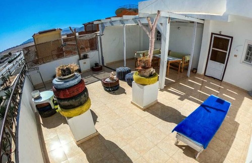 Safaga Apartment | Inviting Rooftop with Ocean View and Family-Friendly Perks