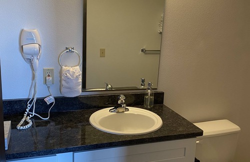 Davenport Apartment | Inviting Room with Scenic Lake Roosevelt Views