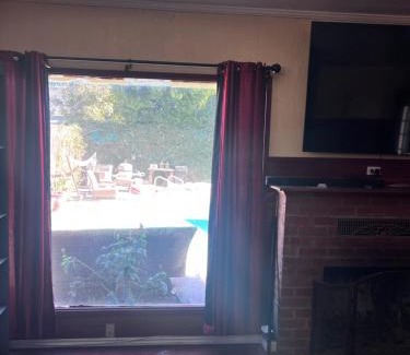 Downey Bed & Breakfast | Cozy Room In Downey