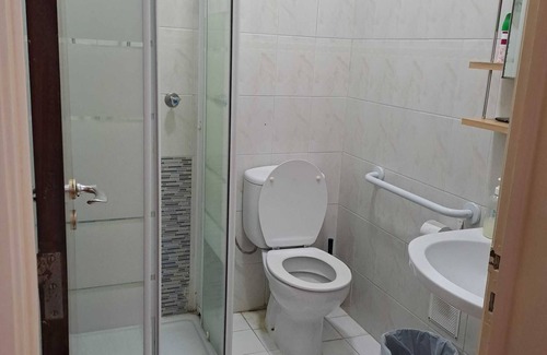 Cova da Piedade Apartment | Cozy room in local family's apartment