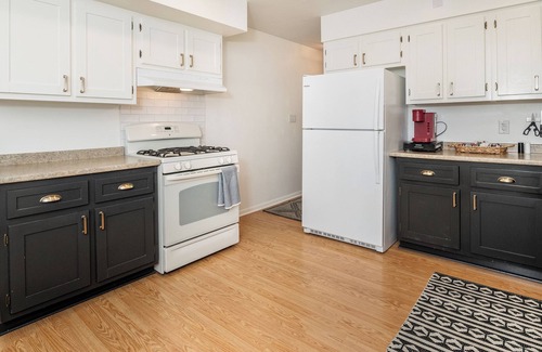 Bloomington House | Inviting Ranch Retreat near IU Stadiums with Kitchen Access