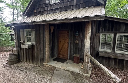 Candler Cabin | Charming Rustic Cabin Near Downtown Asheville Awaits You
