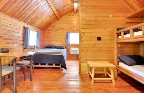 Bloomington House | Inviting Rustic Cabin with Scenic Views and Pet-Friendly Amenities