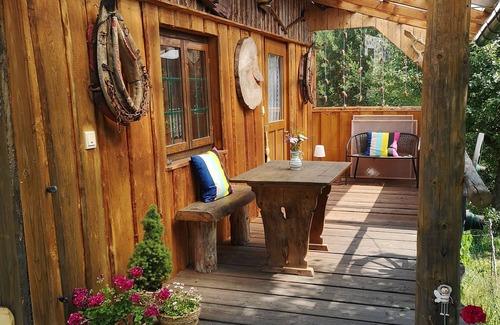 Langschlag House | Rustic Vacation Home with Lake View & Pool - Rated 10/10
