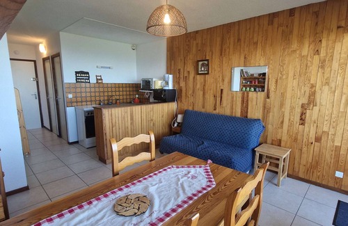 Saint-Michel-de-Chaillol Apartment | Charming Studio Saint-Michel-de-Chaillol with Spa & Breakfast