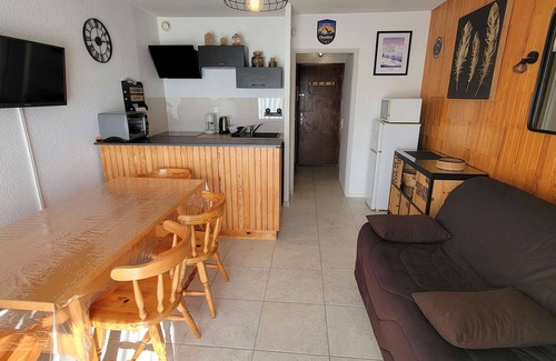 Saint-Michel-de-Chaillol Apartment | Cozy Studio Saint-Michel-de-Chaillol for 4 Guests