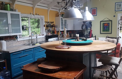 Savary Island Cabin | Pet-Friendly Savary Island Cabin with Oceanfront Bliss