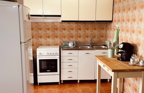 San Pasquale Apartment | Cozy Sea-View Apartment in San Pasquale – Perfect for Families and Friends