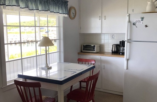 Parkers Cove Cottage | Idyllic Seaside Cottage with Ocean Views & Perfect Location