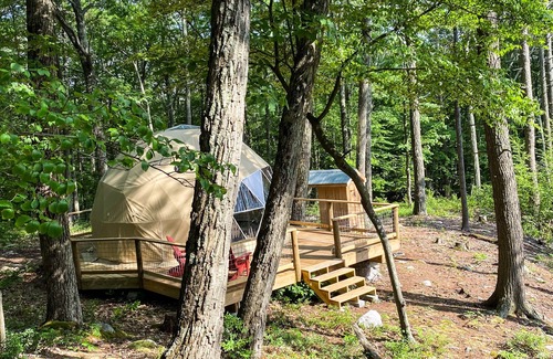 Wallkill House | Enchanting Geo-Dome Retreat with Spa & Private Hiking Access