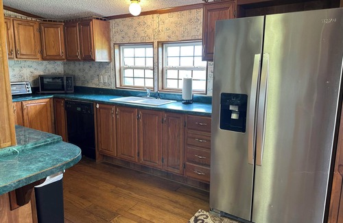 Clopton Cabin | Cozy Secluded Cabin with Private Pond Near Lake Eufaula