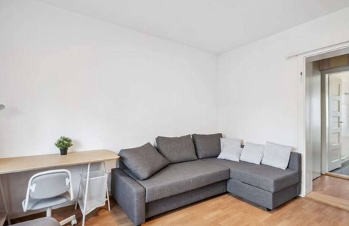 Seebach Apartment | Cozy & Simple 2BR Apartment w/Balcony
