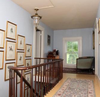 Tinmouth House | Cozy Skiing Vacation in Historic 1800’s Colonial