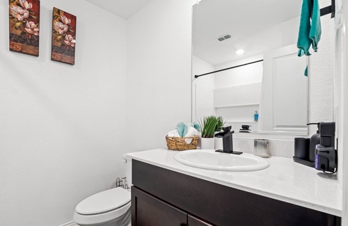 Fort Worth House | Inviting Smart Home with Pool, Gym & Pet-Friendly Amenities