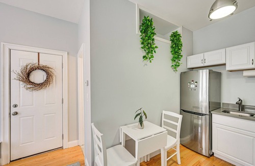 East Somerville Apartment | Comfortable Somerville Studio: Steps to Boston & T Stop