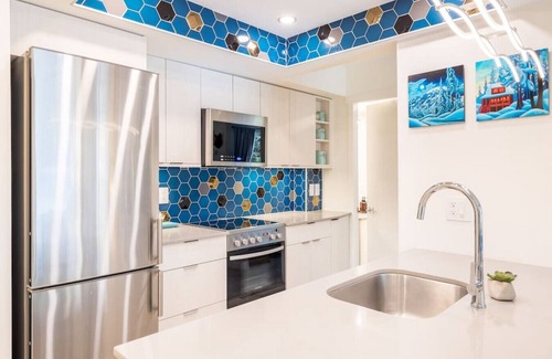 Upper Village Apartment | Inviting Mountainside 1BRM: Pool, Hot Tub & Walk Everywhere!