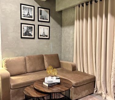 Kaunlaran Apartment | Pet-Friendly Oceanfront Condo with PS5 & 4-Star Comfort