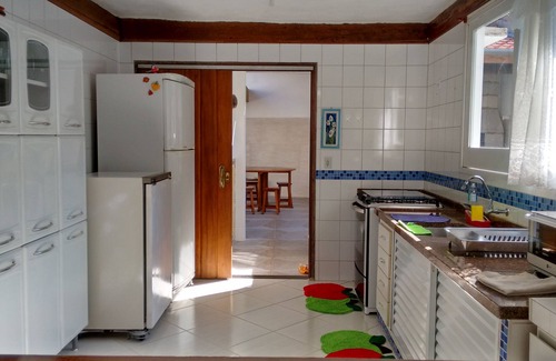 Praia do Toque-Toque Pequeno House | Pet-Friendly Oasis: Cozy House with Garden & 10/10 Rating