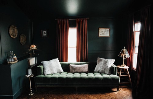 Norman House | Inviting Speakeasy House in the Heart of Norman