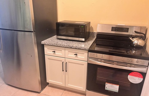 Gambier Apartment | Cozy Spot Near LPI Airport and Orange Hill Beach