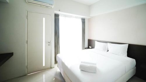 Siwalankerto Apartment | Comfortable 2BR Stay at The Square Surabaya Apartment