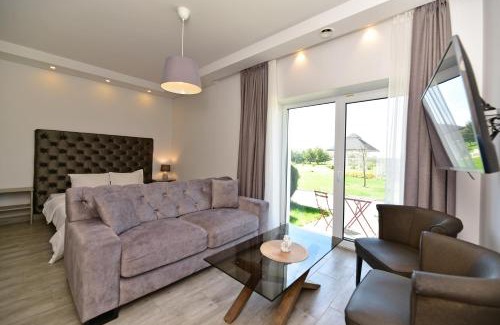 Girininkai House | Experience Vila 9Vėjai: Pet Friendly with Ocean View