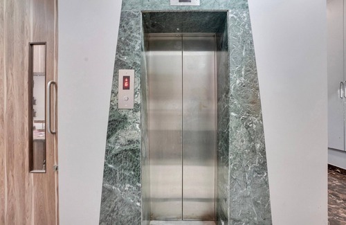 Park Road House | Cozy Stays at Ville Parle Mumbai