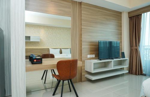 Mampang Prapatan Apartment | Comfortable Studio Apartment at Nine Residence with Pool