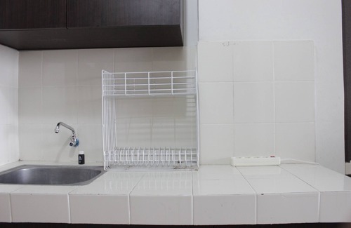 Cileunyi Apartment | Charming Studio at Pinewood Apartment with Pool Access
