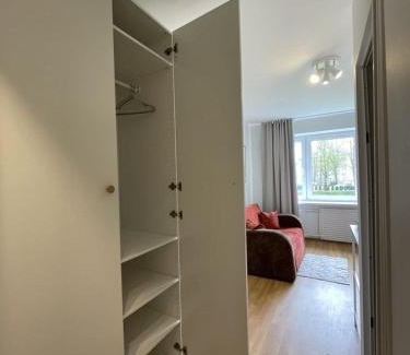 Lillekula Apartment | Cozy Studio by Kristiine Centre