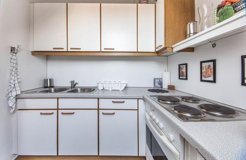 Favoriten House | Inviting Studio Steps from Central Station & Metro Access